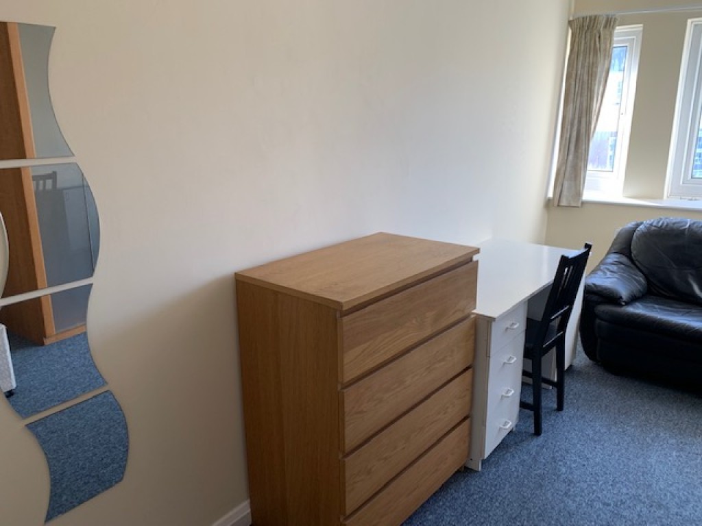 Images for Finchley Lane, Hendon EAID: BID:Arlen
